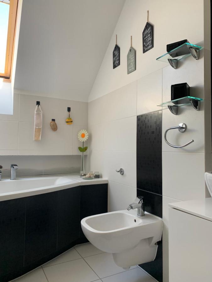 Silver Mazury Apartament Giżycko Exteriör bild